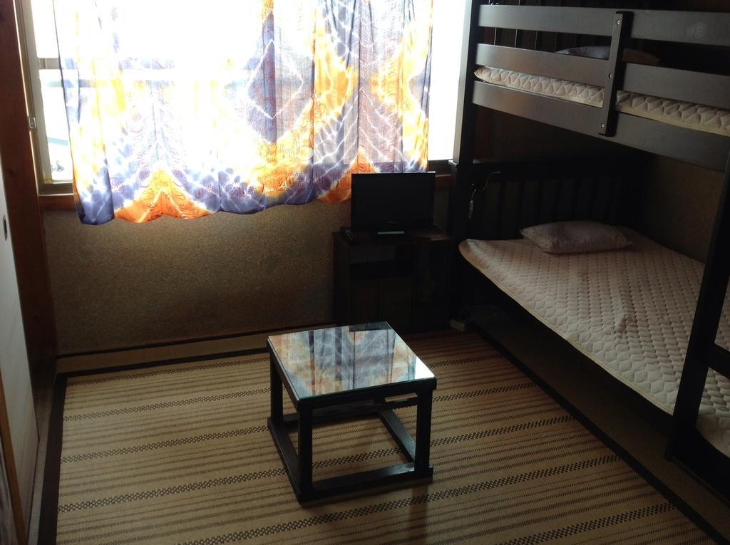 Buddha Guest House Shirahama Onsen الغرفة الصورة